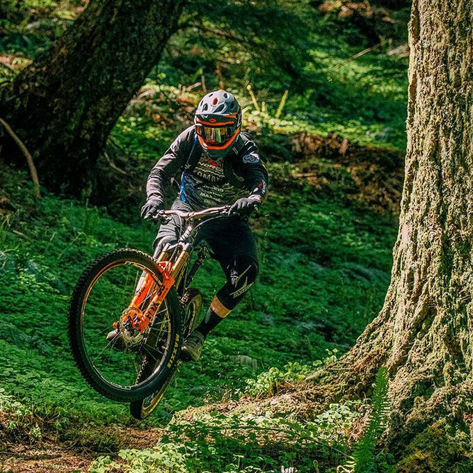 Bell Super DH Spherical helmet in action